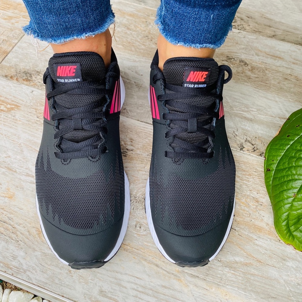 🖤💗Nike comfy running day 💗🖤New in a box - Picture 3 of 10